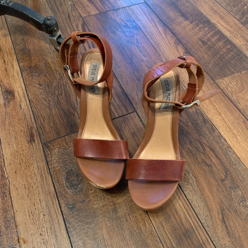 Camel colored wedges